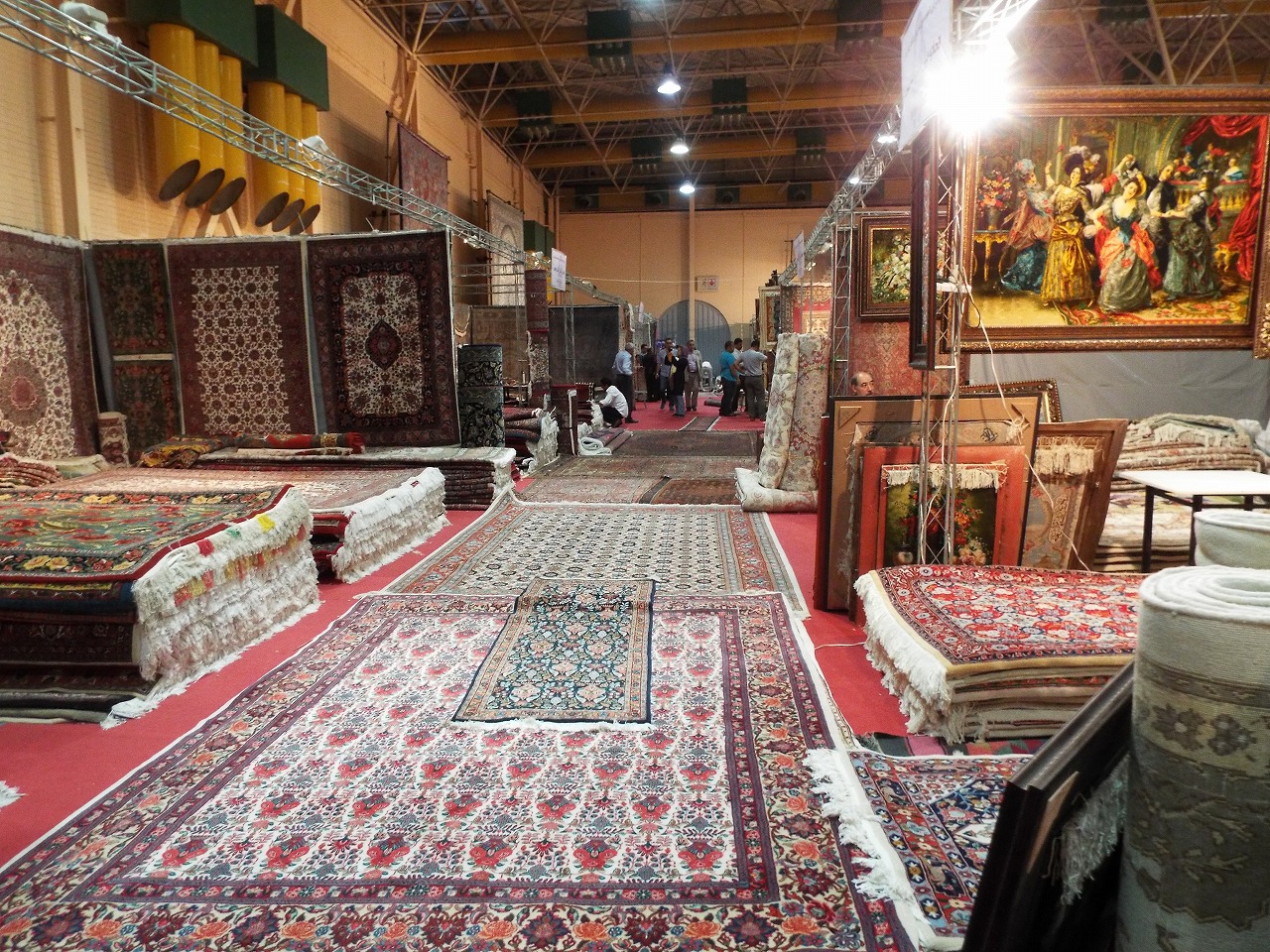 ペルシャ絨毯フェア開催